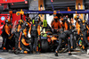 GP ITALIA, Lando Norris (GBR) McLaren MCL39 makes a pit stop.

07.09.2025. Formula 1 World Championship, Rd 16, Italian Grand Prix, Monza, Italy, Gara Day.

- www.xpbimages.com, EMail: requests@xpbimages.com © Copyright: Batchelor / XPB Images