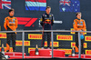 GP ITALIA, The podium (L to R): Lando Norris (GBR) McLaren, second; Max Verstappen (NLD) Red Bull Racing, vincitore; Oscar Piastri (AUS) McLaren, third.

07.09.2025. Formula 1 World Championship, Rd 16, Italian Grand Prix, Monza, Italy, Gara Day.

- www.xpbimages.com, EMail: requests@xpbimages.com © Copyright: Batchelor / XPB Images