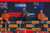 GP ITALIA, The podium (L to R): Lando Norris (GBR) McLaren, second; Max Verstappen (NLD) Red Bull Racing, vincitore; Oscar Piastri (AUS) McLaren, third.

07.09.2025. Formula 1 World Championship, Rd 16, Italian Grand Prix, Monza, Italy, Gara Day.

 - www.xpbimages.com, EMail: requests@xpbimages.com © Copyright: Rew / XPB Images