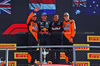GP ITALIA, The podium (L to R): Lando Norris (GBR) McLaren, second; Max Verstappen (NLD) Red Bull Racing, vincitore; Pierre Wache (FRA) Red Bull Racing Technical Director; Oscar Piastri (AUS) McLaren, third.

07.09.2025. Formula 1 World Championship, Rd 16, Italian Grand Prix, Monza, Italy, Gara Day.

 - www.xpbimages.com, EMail: requests@xpbimages.com © Copyright: Rew / XPB Images
