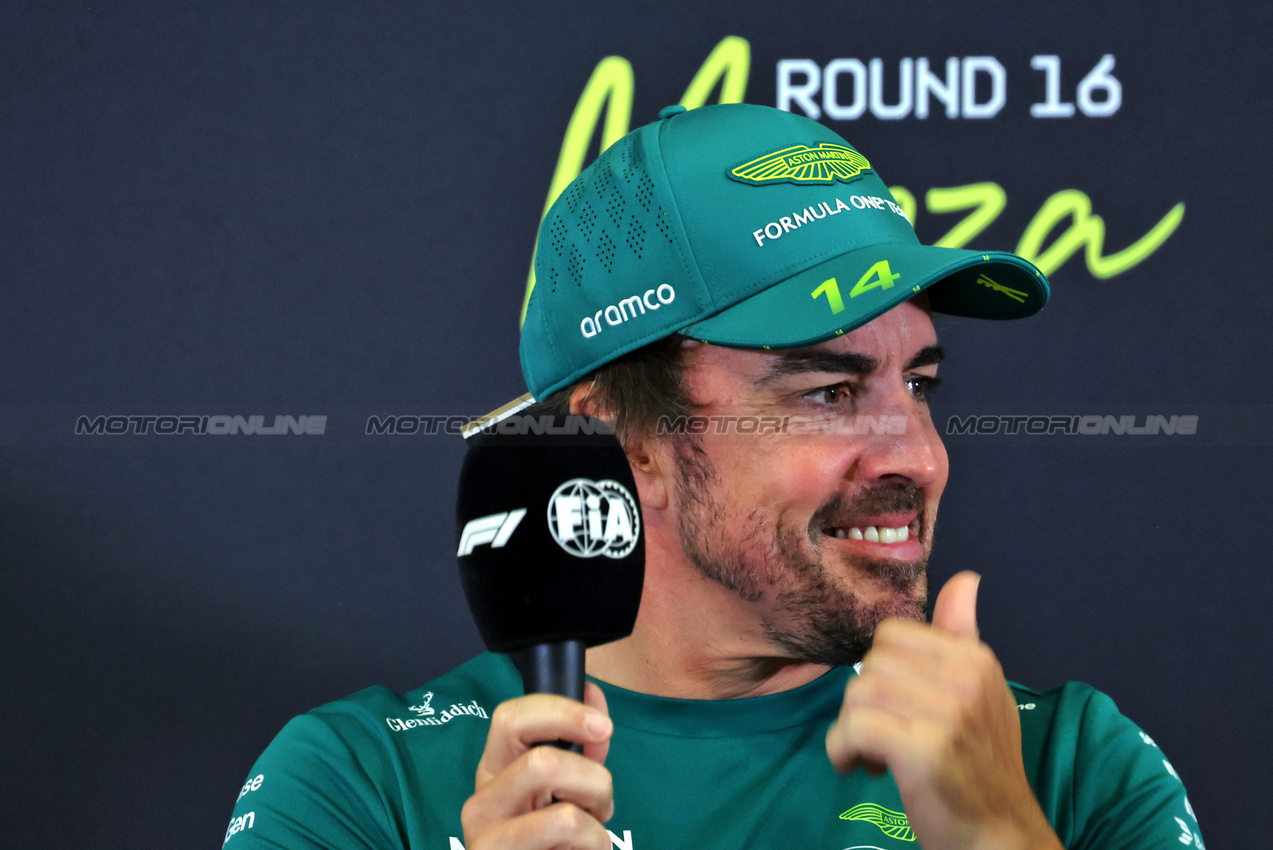 GP ITALIA, Fernando Alonso (ESP) Aston Martin F1 Team in the FIA Press Conference.

04.09.2025. Formula 1 World Championship, Rd 16, Italian Grand Prix, Monza, Italy, Preparation Day.

- www.xpbimages.com, EMail: requests@xpbimages.com © Copyright: Bearne / XPB Images