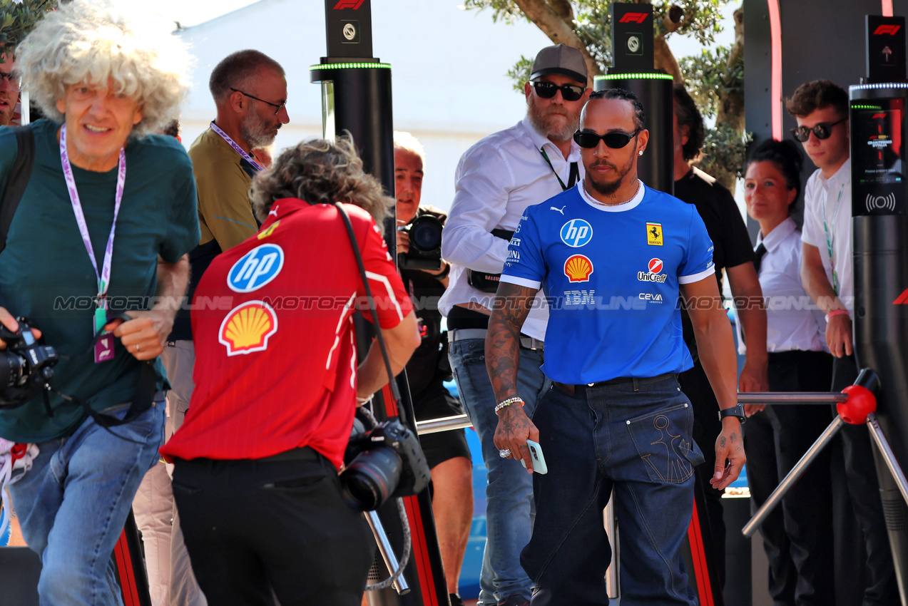 GP ITALIA, Lewis Hamilton (GBR) Ferrari.

04.09.2025. Formula 1 World Championship, Rd 16, Italian Grand Prix, Monza, Italy, Preparation Day.

 - www.xpbimages.com, EMail: requests@xpbimages.com © Copyright: Rew / XPB Images