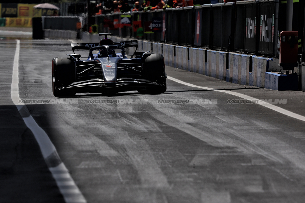 GP ITALIA, Alexander Albon (THA) Atlassian Williams Racing FW47.

06.09.2025. Formula 1 World Championship, Rd 16, Italian Grand Prix, Monza, Italy, Qualifiche Day.

- www.xpbimages.com, EMail: requests@xpbimages.com © Copyright: Bearne / XPB Images