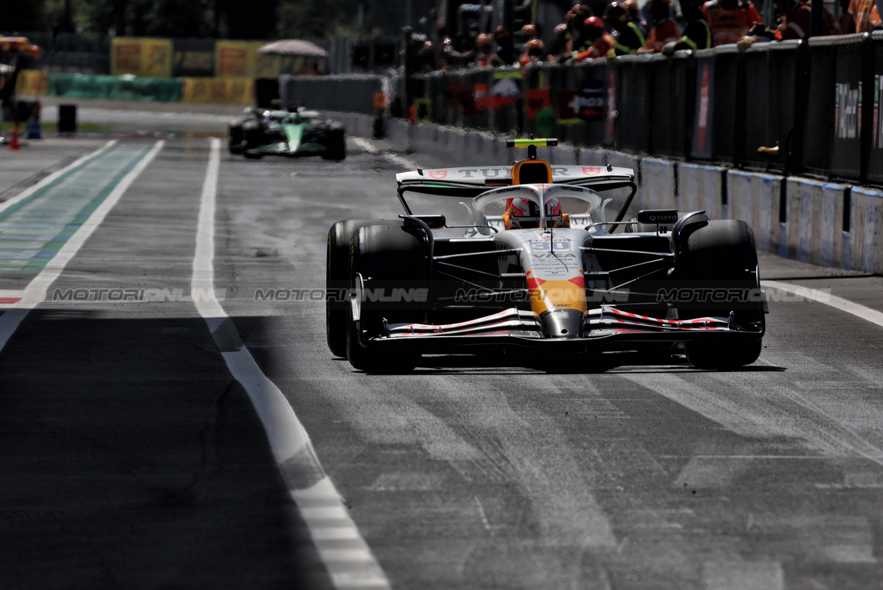 GP ITALIA, Yuki Tsunoda (JPN) Red Bull Racing RB21.
06.09.2025. Formula 1 World Championship, Rd 16, Italian Grand Prix, Monza, Italy, Qualifiche Day.
- www.xpbimages.com, EMail: requests@xpbimages.com © Copyright: Bearne / XPB Images