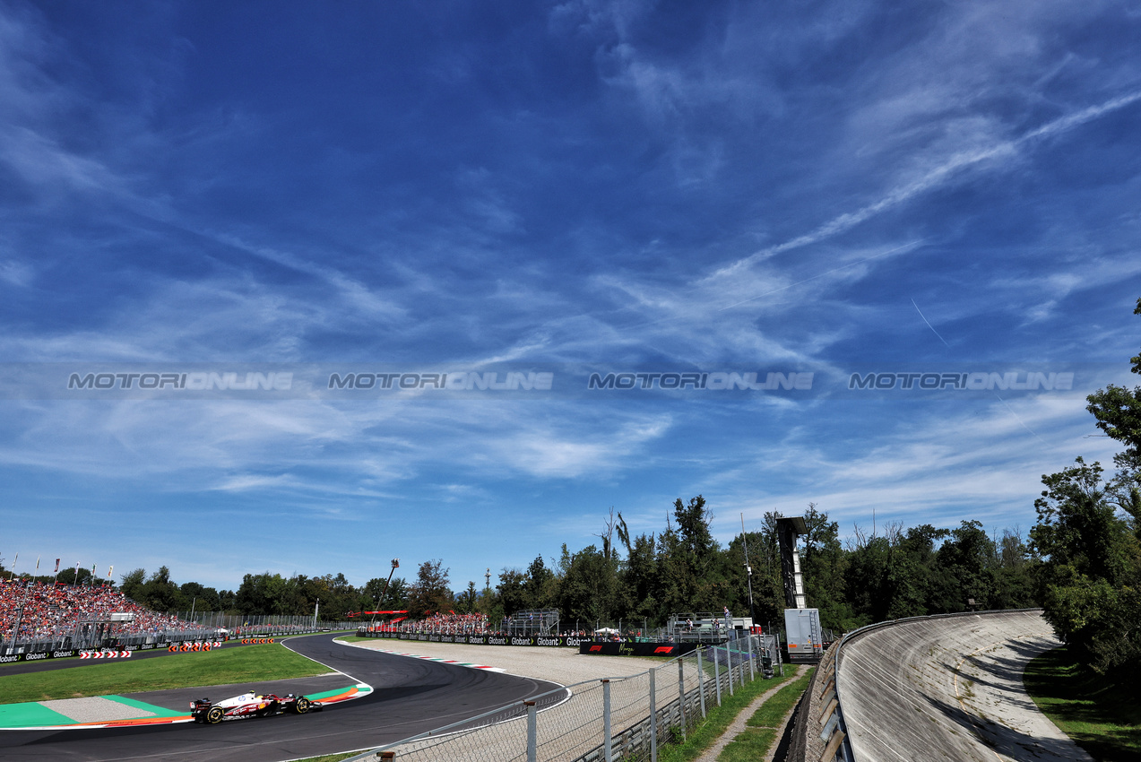 GP ITALIA, Lewis Hamilton (GBR) Ferrari SF-25.
06.09.2025. Formula 1 World Championship, Rd 16, Italian Grand Prix, Monza, Italy, Qualifiche Day.
- www.xpbimages.com, EMail: requests@xpbimages.com © Copyright: Bearne / XPB Images