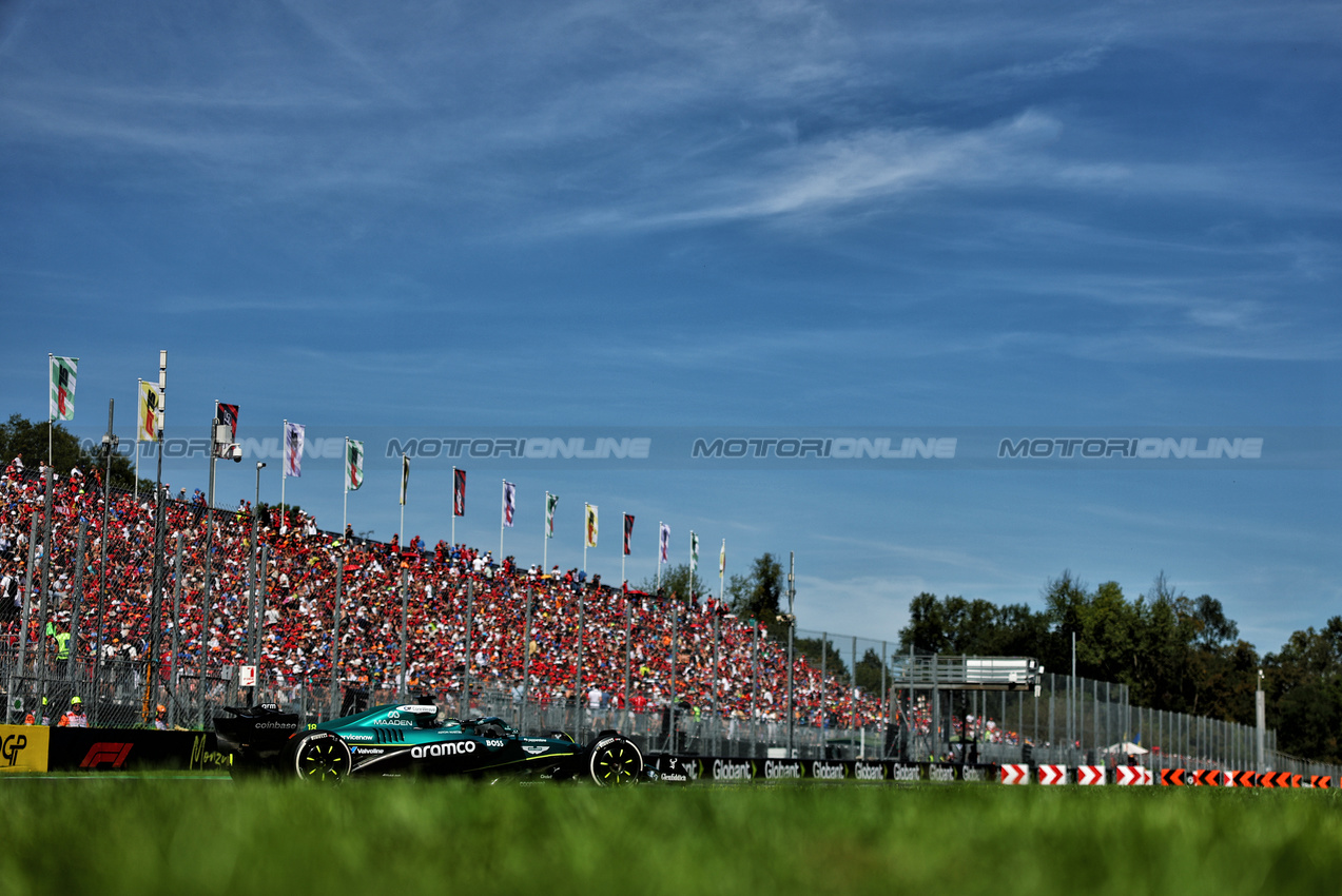 GP ITALIA, Lance Stroll (CDN) Aston Martin F1 Team AMR25.

06.09.2025. Formula 1 World Championship, Rd 16, Italian Grand Prix, Monza, Italy, Qualifiche Day.

- www.xpbimages.com, EMail: requests@xpbimages.com © Copyright: Charniaux / XPB Images
