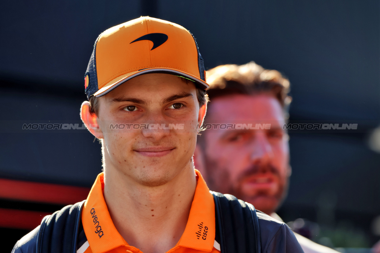 GP ITALIA, Oscar Piastri (AUS) McLaren.
06.09.2025. Formula 1 World Championship, Rd 16, Italian Grand Prix, Monza, Italy, Qualifiche Day.
- www.xpbimages.com, EMail: requests@xpbimages.com © Copyright: Rew / XPB Images