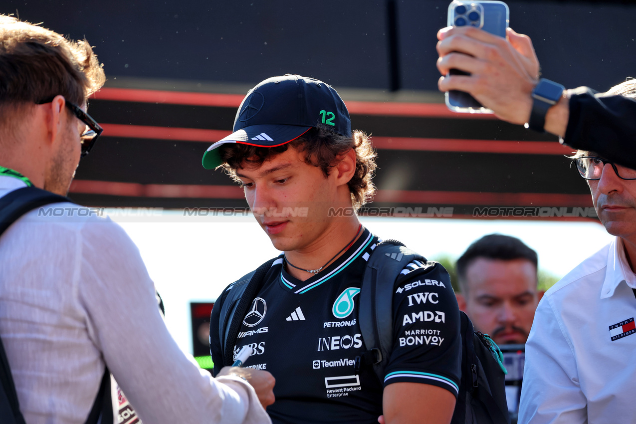 GP ITALIA, Andrea Kimi Antonelli (ITA) Mercedes AMG F1.
06.09.2025. Formula 1 World Championship, Rd 16, Italian Grand Prix, Monza, Italy, Qualifiche Day.
- www.xpbimages.com, EMail: requests@xpbimages.com © Copyright: Rew / XPB Images