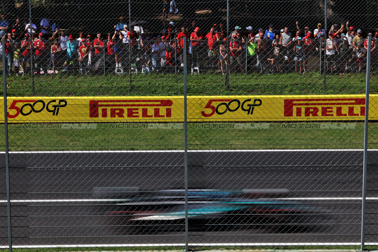 GP ITALIA, George Russell (GBR) Mercedes AMG F1 W16.

06.09.2025. Formula 1 World Championship, Rd 16, Italian Grand Prix, Monza, Italy, Qualifiche Day.

 - www.xpbimages.com, EMail: requests@xpbimages.com © Copyright: Rew / XPB Images