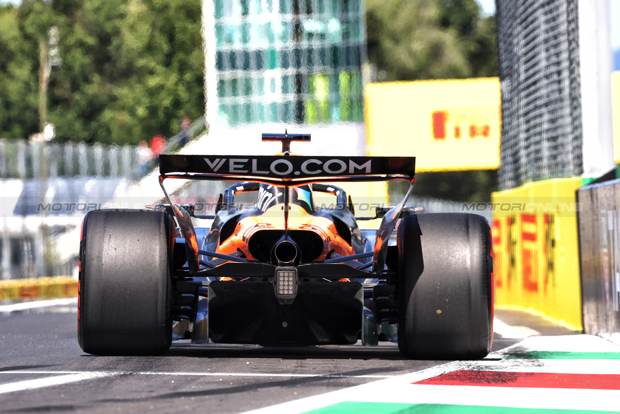 GP ITALIA, Oscar Piastri (AUS) McLaren MCL39.

06.09.2025. Formula 1 World Championship, Rd 16, Italian Grand Prix, Monza, Italy, Qualifiche Day.

- www.xpbimages.com, EMail: requests@xpbimages.com © Copyright: Bearne / XPB Images
