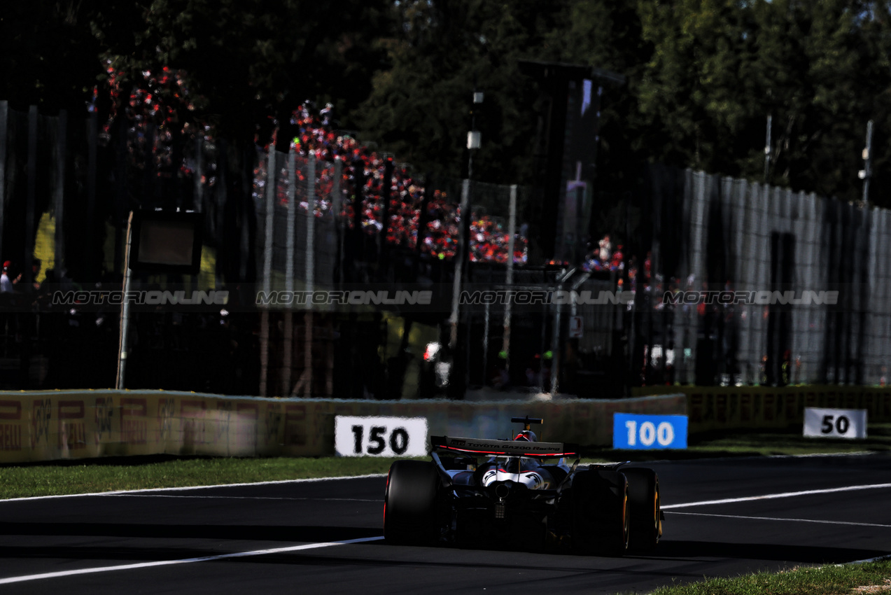 GP ITALIA, Esteban Ocon (FRA) Haas VF-25.

06.09.2025. Formula 1 World Championship, Rd 16, Italian Grand Prix, Monza, Italy, Qualifiche Day.

- www.xpbimages.com, EMail: requests@xpbimages.com © Copyright: Charniaux / XPB Images