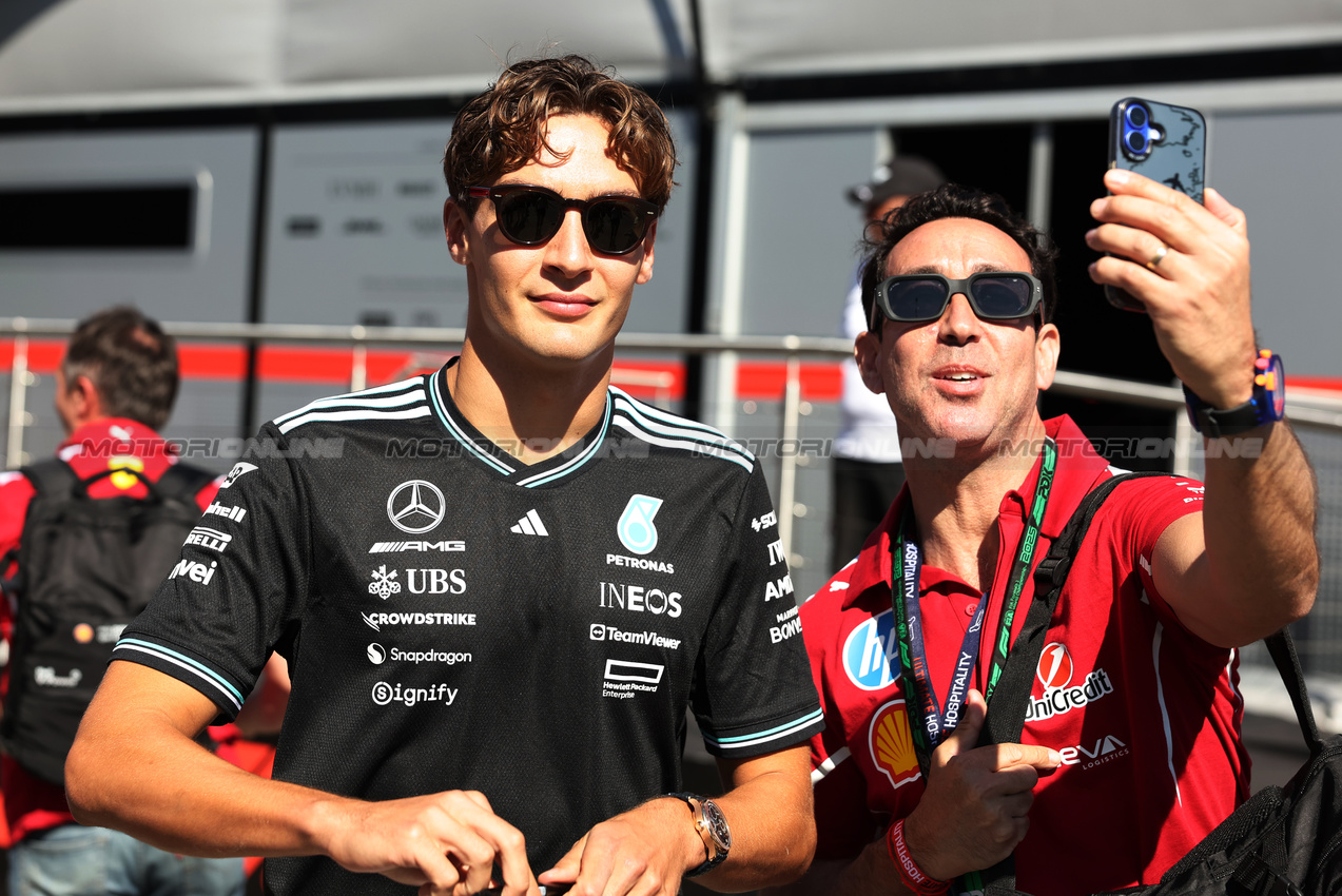 GP ITALIA, George Russell (GBR) Mercedes AMG F1.

06.09.2025. Formula 1 World Championship, Rd 16, Italian Grand Prix, Monza, Italy, Qualifiche Day.

- www.xpbimages.com, EMail: requests@xpbimages.com © Copyright: Bearne / XPB Images
