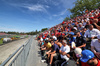 GP ITALIA, Circuit Atmosfera - fans in the grandstand.

06.09.2025. Formula 1 World Championship, Rd 16, Italian Grand Prix, Monza, Italy, Qualifiche Day.

 - www.xpbimages.com, EMail: requests@xpbimages.com © Copyright: Rew / XPB Images