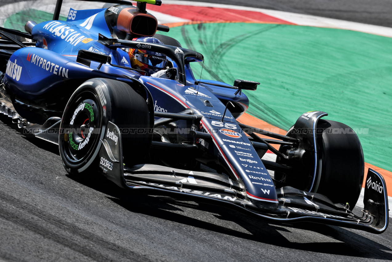 GP ITALIA, Carlos Sainz (ESP) Atlassian Williams Racing FW47.

05.09.2025. Formula 1 World Championship, Rd 16, Italian Grand Prix, Monza, Italy, Practice Day.

- www.xpbimages.com, EMail: requests@xpbimages.com © Copyright: Charniaux / XPB Images