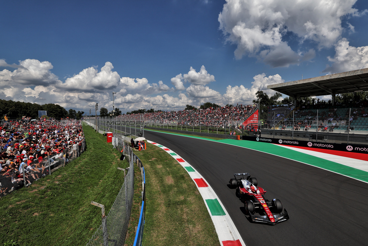 GP ITALIA, Charles Leclerc (MON) Ferrari SF-25.

05.09.2025. Formula 1 World Championship, Rd 16, Italian Grand Prix, Monza, Italy, Practice Day.

 - www.xpbimages.com, EMail: requests@xpbimages.com © Copyright: Rew / XPB Images