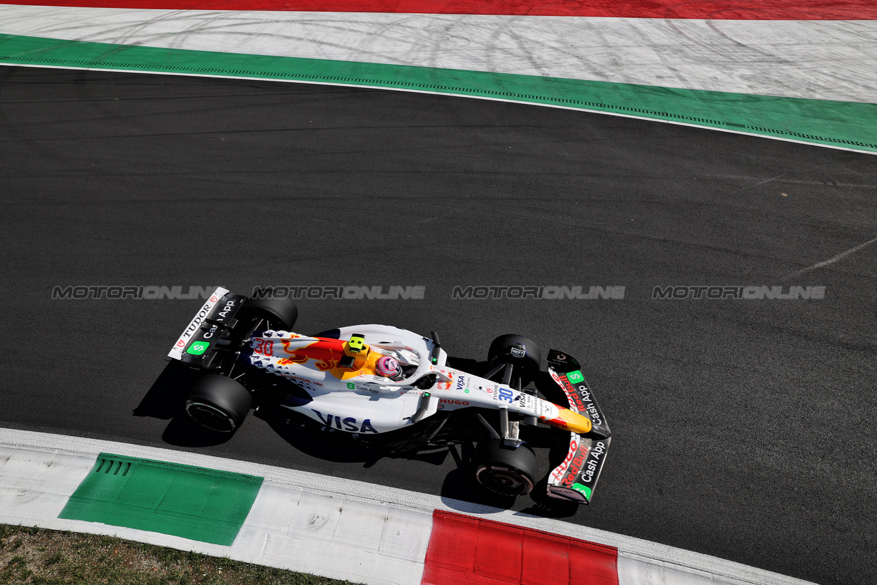 GP ITALIA, Liam Lawson (NZL) Racing Bulls VCARB 02.

05.09.2025. Formula 1 World Championship, Rd 16, Italian Grand Prix, Monza, Italy, Practice Day.

 - www.xpbimages.com, EMail: requests@xpbimages.com © Copyright: Rew / XPB Images