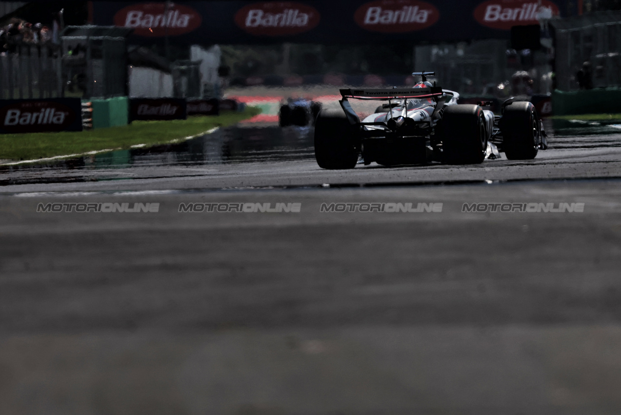 GP ITALIA, Esteban Ocon (FRA) Haas VF-25.

05.09.2025. Formula 1 World Championship, Rd 16, Italian Grand Prix, Monza, Italy, Practice Day.

- www.xpbimages.com, EMail: requests@xpbimages.com © Copyright: Bearne / XPB Images