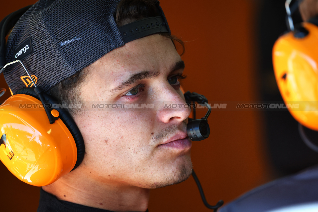 GP ITALIA, Lando Norris (GBR) McLaren.

05.09.2025. Formula 1 World Championship, Rd 16, Italian Grand Prix, Monza, Italy, Practice Day.

- www.xpbimages.com, EMail: requests@xpbimages.com © Copyright: Batchelor / XPB Images