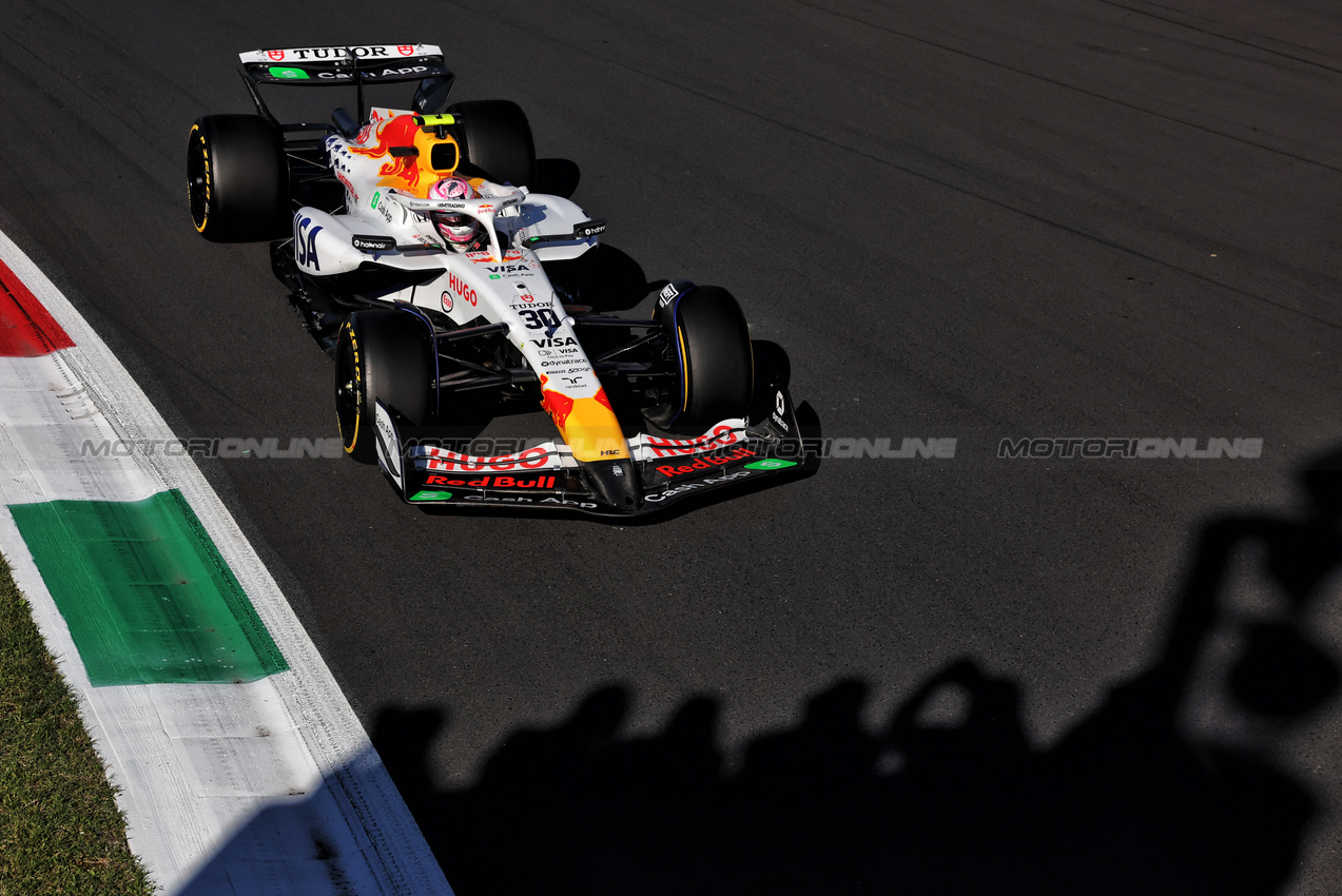 GP ITALIA, Liam Lawson (NZL) Racing Bulls VCARB 02.

05.09.2025. Formula 1 World Championship, Rd 16, Italian Grand Prix, Monza, Italy, Practice Day.

- www.xpbimages.com, EMail: requests@xpbimages.com © Copyright: Bearne / XPB Images