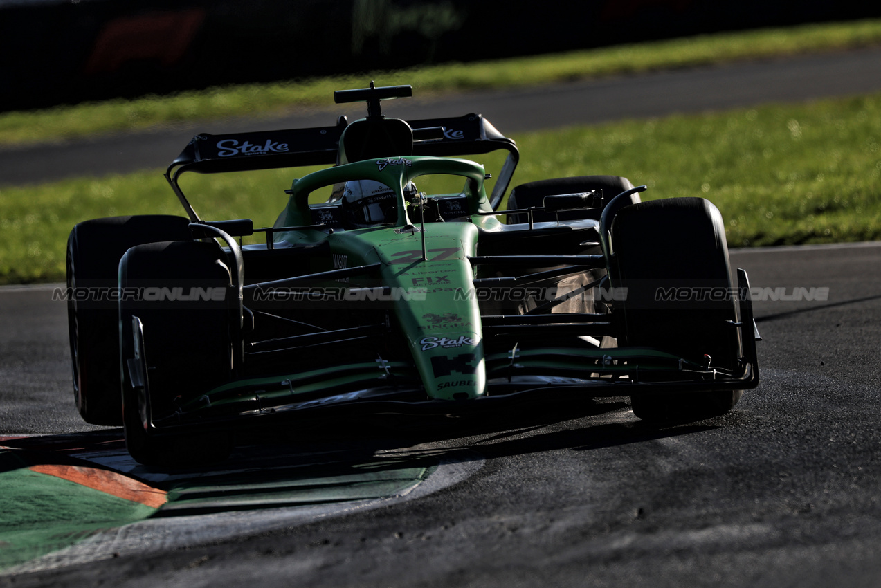 GP ITALIA, Nico Hulkenberg (GER) Sauber C45.

05.09.2025. Formula 1 World Championship, Rd 16, Italian Grand Prix, Monza, Italy, Practice Day.

- www.xpbimages.com, EMail: requests@xpbimages.com © Copyright: Charniaux / XPB Images