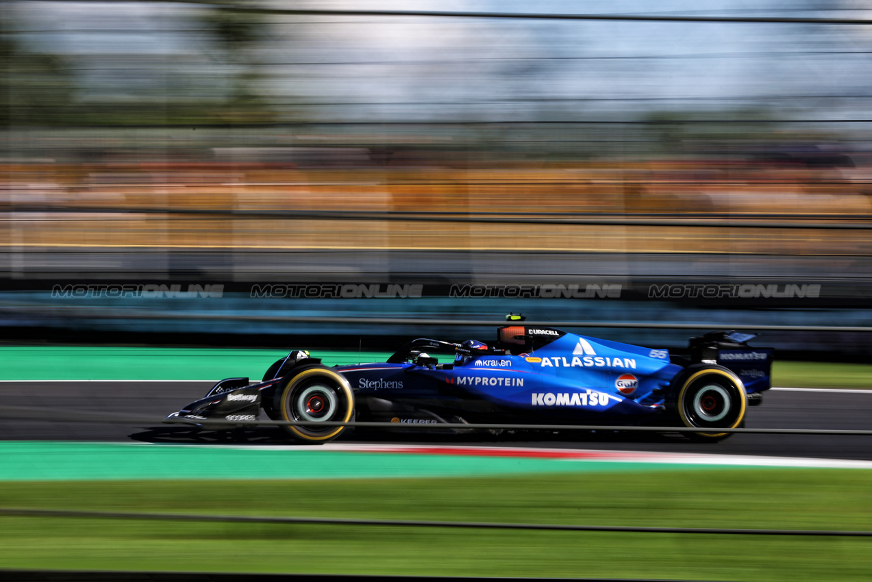 GP ITALIA, Carlos Sainz (ESP) Atlassian Williams Racing FW47.

05.09.2025. Formula 1 World Championship, Rd 16, Italian Grand Prix, Monza, Italy, Practice Day.

- www.xpbimages.com, EMail: requests@xpbimages.com © Copyright: Charniaux / XPB Images