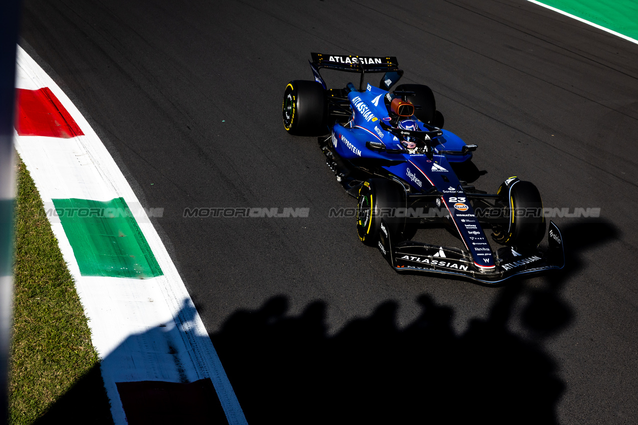GP ITALIA, Alexander Albon (THA) Atlassian Williams Racing FW47.

05.09.2025. Formula 1 World Championship, Rd 16, Italian Grand Prix, Monza, Italy, Practice Day.

- www.xpbimages.com, EMail: requests@xpbimages.com © Copyright: Bearne / XPB Images