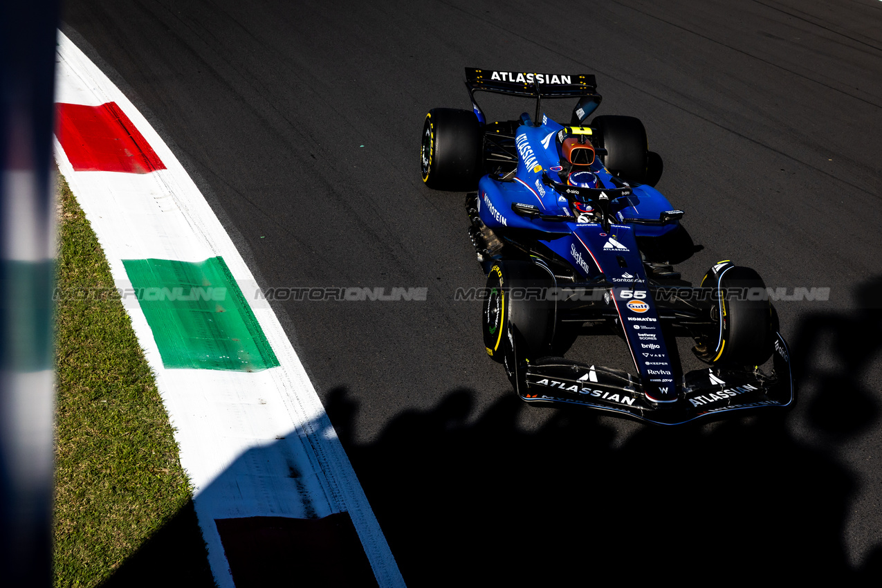 GP ITALIA, Carlos Sainz (ESP) Atlassian Williams Racing FW47.

05.09.2025. Formula 1 World Championship, Rd 16, Italian Grand Prix, Monza, Italy, Practice Day.

- www.xpbimages.com, EMail: requests@xpbimages.com © Copyright: Bearne / XPB Images