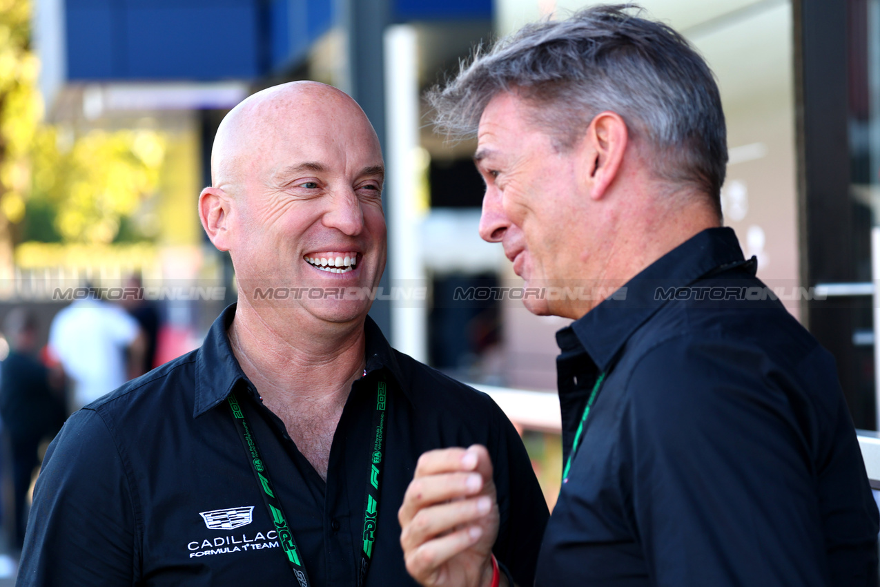 GP ITALIA, (L to R): Dan Towriss (USA) Cadillac F1 Team e TWG Motorsports CEO with Graeme Lowdon (GBR) Cadillac Formula 1 Team, Team Principal.

05.09.2025. Formula 1 World Championship, Rd 16, Italian Grand Prix, Monza, Italy, Practice Day.

- www.xpbimages.com, EMail: requests@xpbimages.com © Copyright: Batchelor / XPB Images