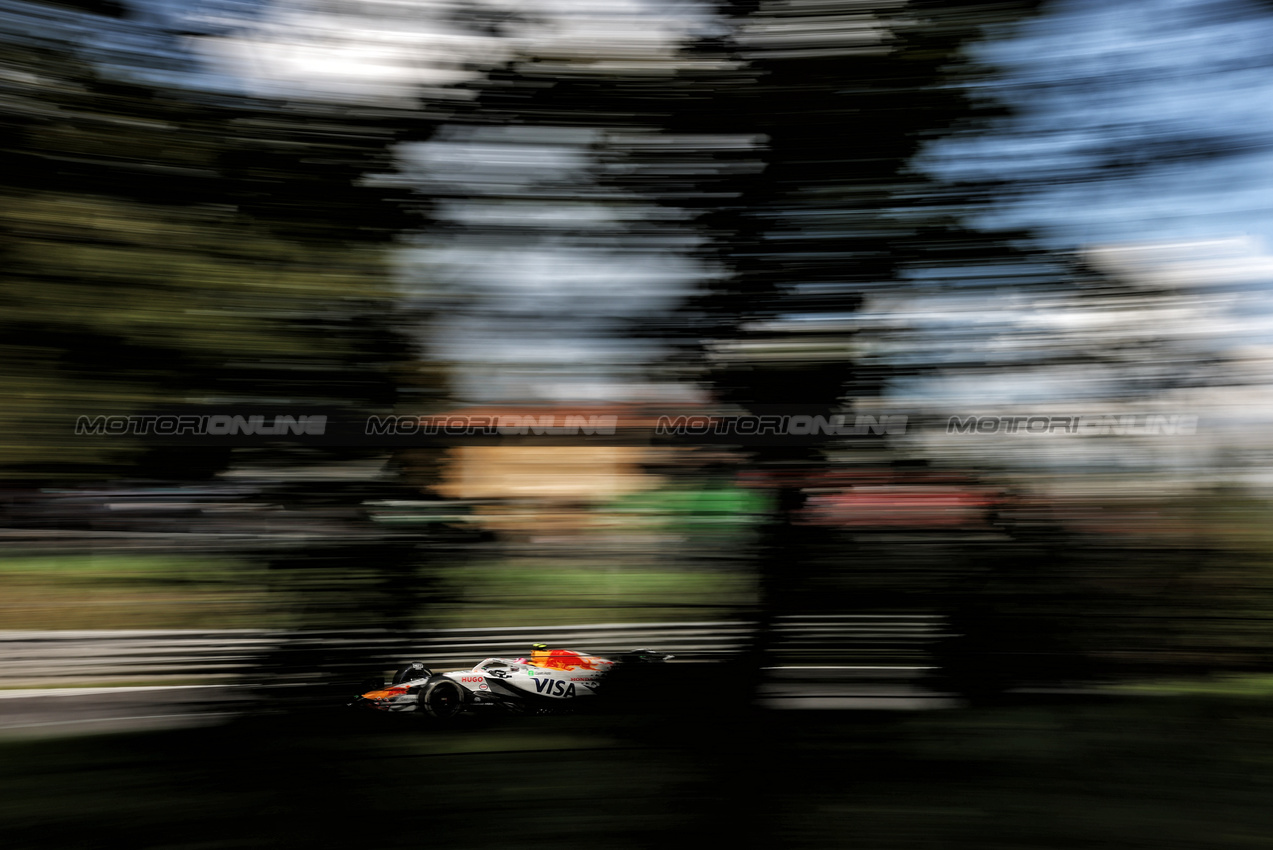 GP ITALIA, Liam Lawson (NZL) Racing Bulls VCARB 02.

05.09.2025. Formula 1 World Championship, Rd 16, Italian Grand Prix, Monza, Italy, Practice Day.

- www.xpbimages.com, EMail: requests@xpbimages.com © Copyright: Bearne / XPB Images