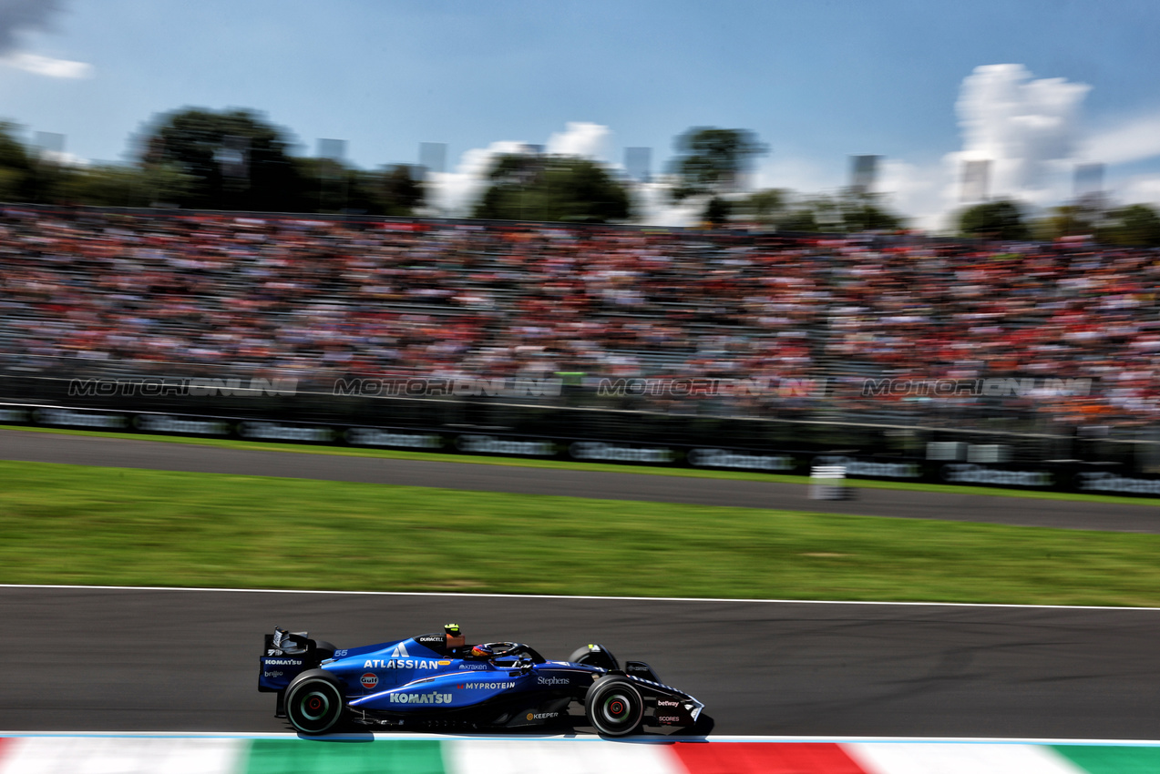 GP ITALIA, Carlos Sainz (ESP) Atlassian Williams Racing FW47.

05.09.2025. Formula 1 World Championship, Rd 16, Italian Grand Prix, Monza, Italy, Practice Day.

- www.xpbimages.com, EMail: requests@xpbimages.com © Copyright: Charniaux / XPB Images