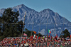 GP ITALIA, Circuit Atmosfera - fans in the grandstand.

05.09.2025. Formula 1 World Championship, Rd 16, Italian Grand Prix, Monza, Italy, Practice Day.

 - www.xpbimages.com, EMail: requests@xpbimages.com © Copyright: Rew / XPB Images