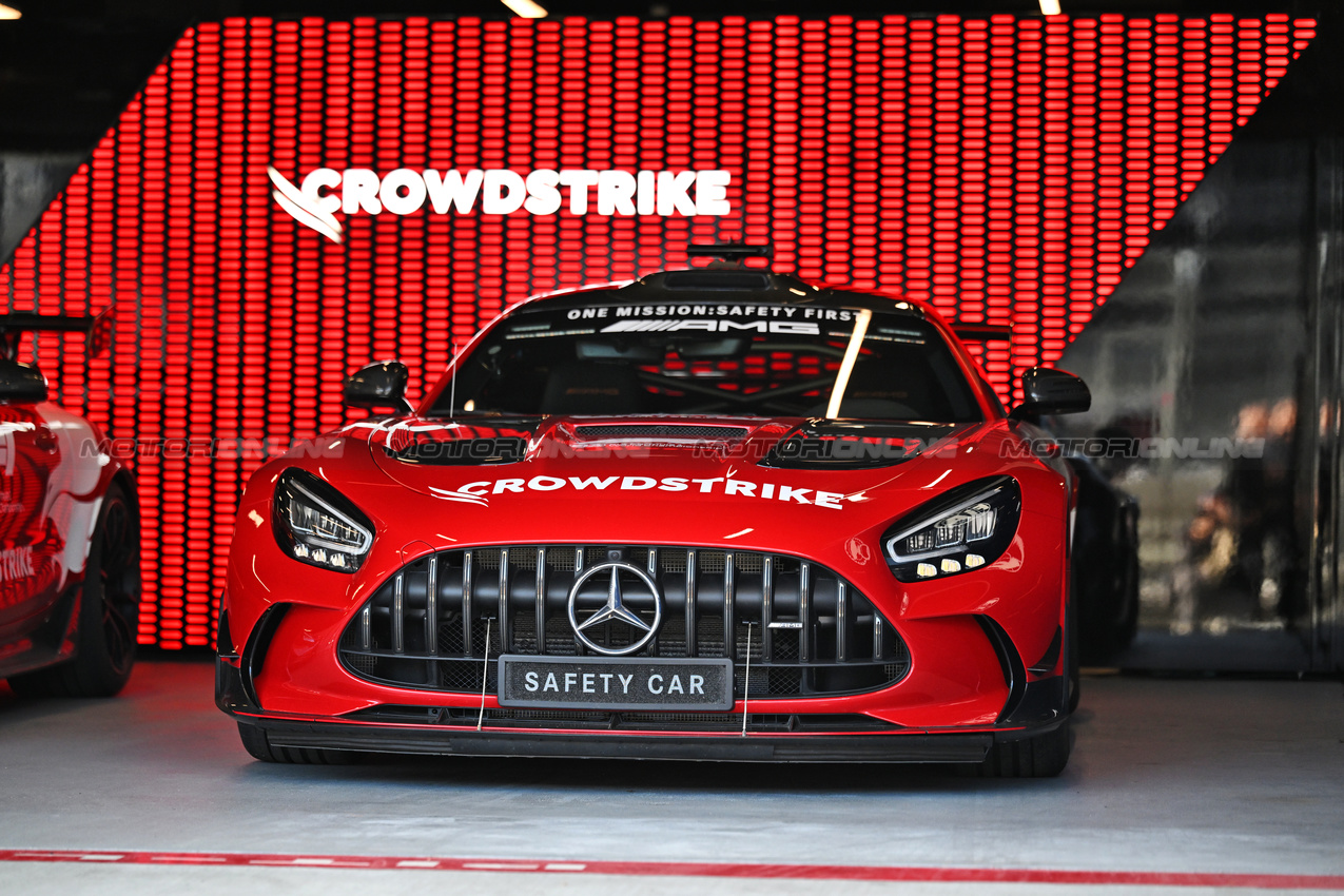 GP LAS VEGAS,
20.11.2025. Formula 1 World Championship, Rd 22, Las Vegas Grand Prix, Las Vegas, Nevada, USA, Practice Day
- www.xpbimages.com, EMail: requests@xpbimages.com © Copyright: Price / XPB Images