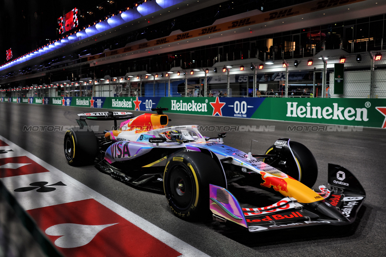 GP LAS VEGAS, Isack Hadjar (FRA) Racing Bulls VCARB 02.
20.11.2025. Formula 1 World Championship, Rd 22, Las Vegas Grand Prix, Las Vegas, Nevada, USA, Practice Day
- www.xpbimages.com, EMail: requests@xpbimages.com © Copyright: Charniaux / XPB Images