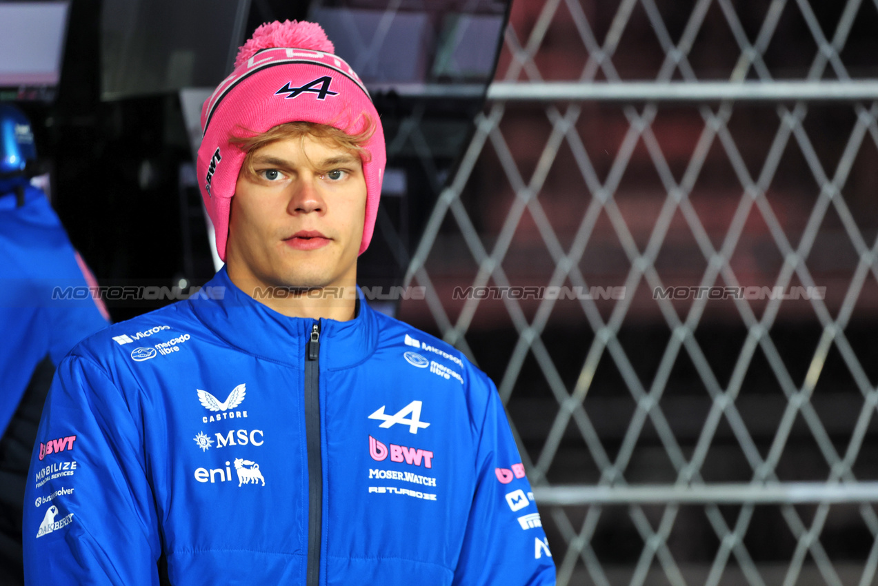 GP LAS VEGAS, Paul Aron (EST) Alpine F1 Team Reserve Driver.
20.11.2025. Formula 1 World Championship, Rd 22, Las Vegas Grand Prix, Las Vegas, Nevada, USA, Practice Day
- www.xpbimages.com, EMail: requests@xpbimages.com © Copyright: Batchelor / XPB Images