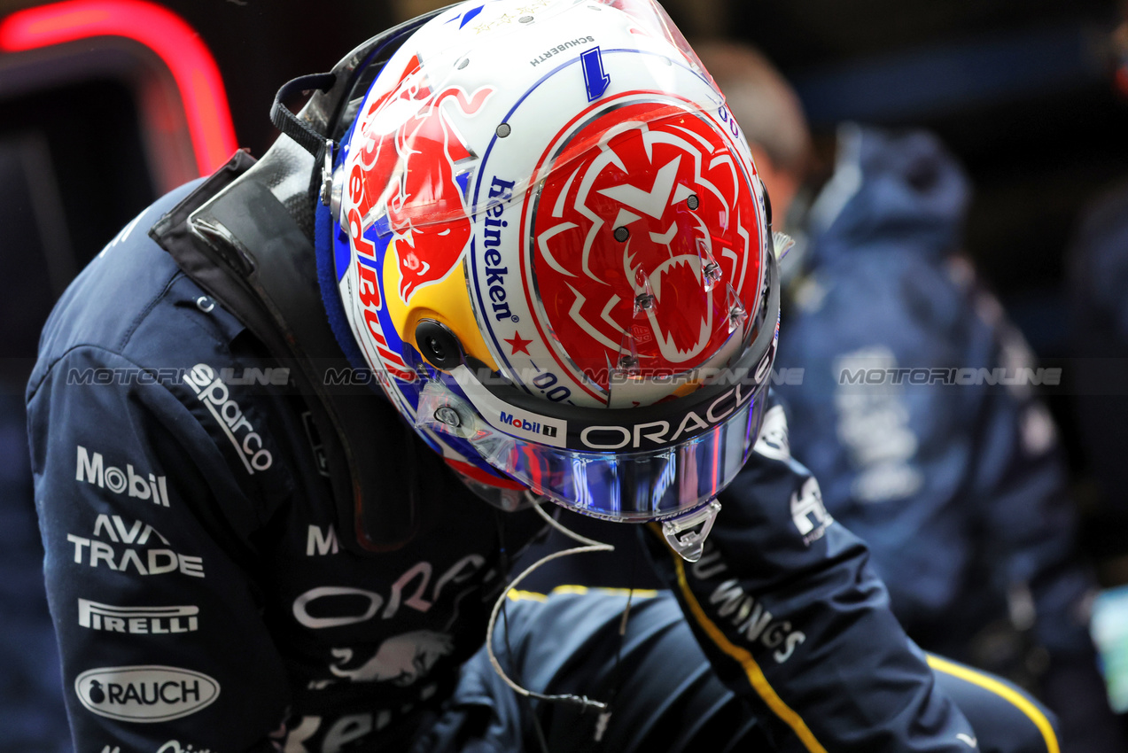 GP LAS VEGAS, Max Verstappen (NLD) Red Bull Racing RB21.
20.11.2025. Formula 1 World Championship, Rd 22, Las Vegas Grand Prix, Las Vegas, Nevada, USA, Practice Day
- www.xpbimages.com, EMail: requests@xpbimages.com © Copyright: Batchelor / XPB Images