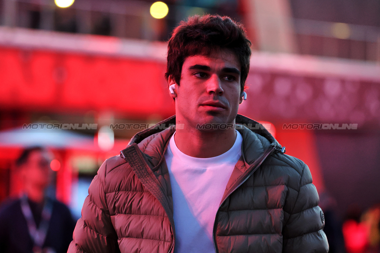 GP LAS VEGAS, Lance Stroll (CDN) Aston Martin F1 Team.
19.11.2025. Formula 1 World Championship, Rd 22, Las Vegas Grand Prix, Las Vegas, Nevada, USA, Preparation Day.
- www.xpbimages.com, EMail: requests@xpbimages.com © Copyright: Moy / XPB Images