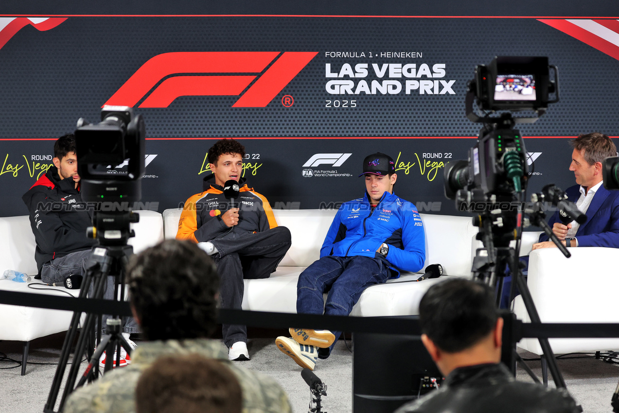 GP LAS VEGAS, (L to R): Esteban Ocon (FRA) Haas F1 Team; Lando Norris (GBR) McLaren; e Franco Colapinto (ARG) Alpine F1 Team, in the FIA Press Conference.

19.11.2025. Formula 1 World Championship, Rd 22, Las Vegas Grand Prix, Las Vegas, Nevada, USA, Preparation Day.

- www.xpbimages.com, EMail: requests@xpbimages.com © Copyright: Bearne / XPB Images