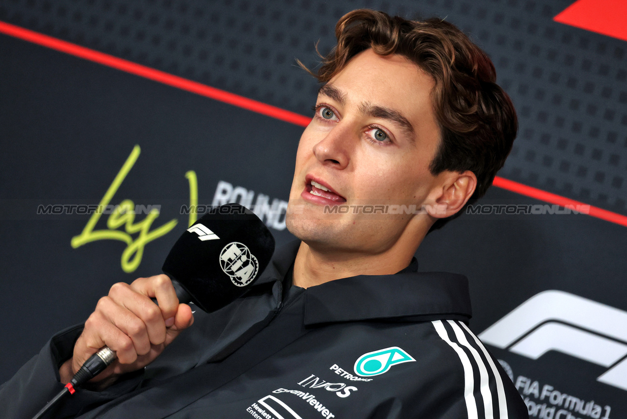 GP LAS VEGAS, George Russell (GBR) Mercedes AMG F1 in the FIA Press Conference.
19.11.2025. Formula 1 World Championship, Rd 22, Las Vegas Grand Prix, Las Vegas, Nevada, USA, Preparation Day.
- www.xpbimages.com, EMail: requests@xpbimages.com © Copyright: Bearne / XPB Images