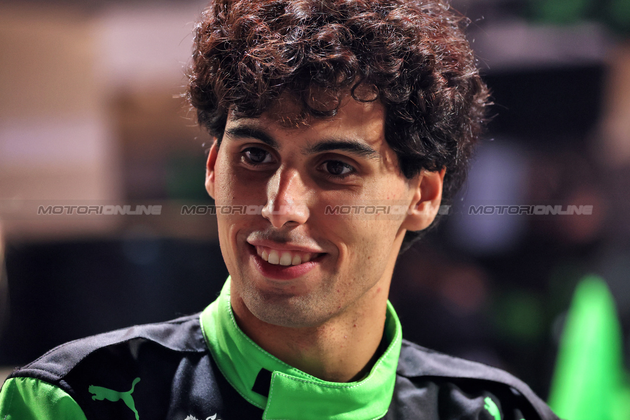 GP LAS VEGAS, Gabriel Bortoleto (BRA) Sauber.

19.11.2025. Formula 1 World Championship, Rd 22, Las Vegas Grand Prix, Las Vegas, Nevada, USA, Preparation Day.

- www.xpbimages.com, EMail: requests@xpbimages.com © Copyright: Batchelor / XPB Images