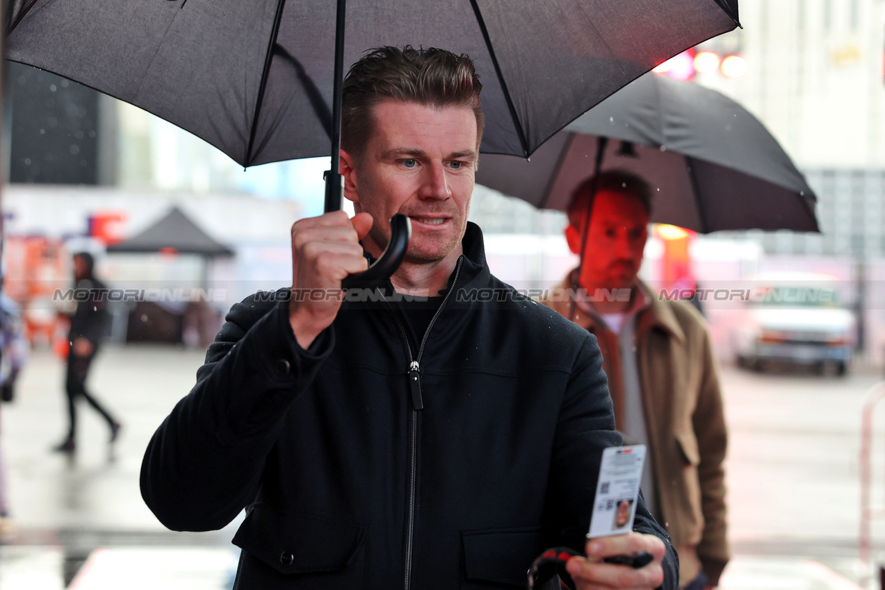GP LAS VEGAS, Nico Hulkenberg (GER) Sauber.
19.11.2025. Formula 1 World Championship, Rd 22, Las Vegas Grand Prix, Las Vegas, Nevada, USA, Preparation Day.
- www.xpbimages.com, EMail: requests@xpbimages.com © Copyright: Bearne / XPB Images