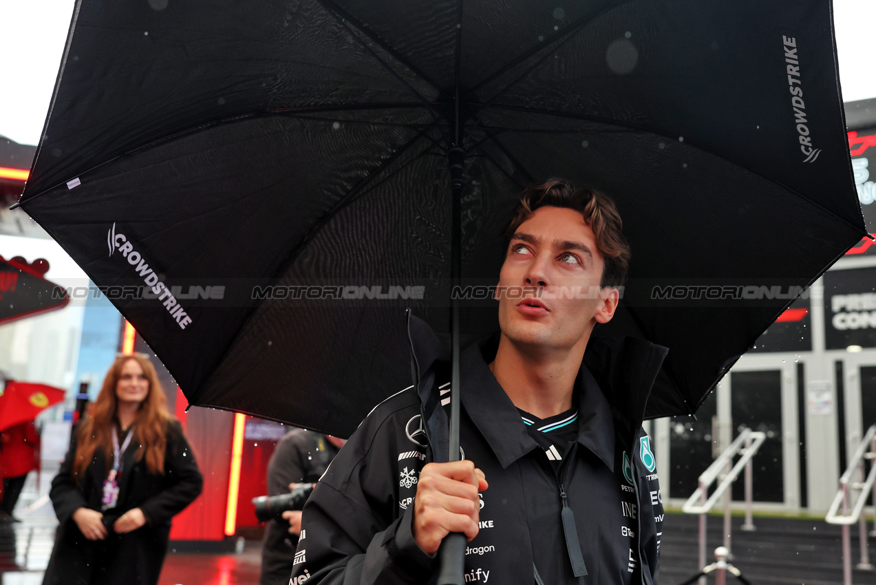 GP LAS VEGAS, George Russell (GBR) Mercedes AMG F1.
19.11.2025. Formula 1 World Championship, Rd 22, Las Vegas Grand Prix, Las Vegas, Nevada, USA, Preparation Day.
- www.xpbimages.com, EMail: requests@xpbimages.com © Copyright: Bearne / XPB Images