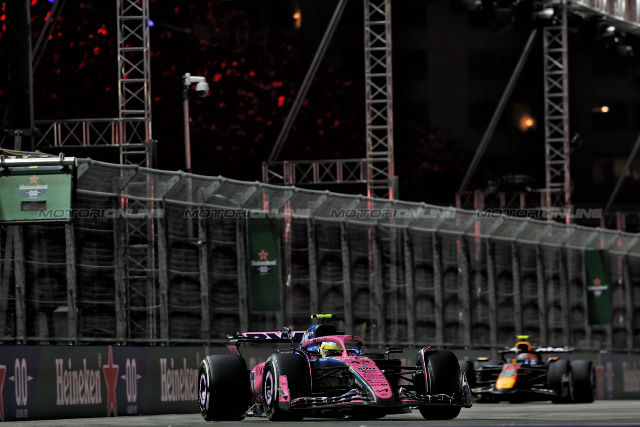 GP LAS VEGAS, Franco Colapinto (ARG) Alpine F1 Team A525.

22.11.2025. Formula 1 World Championship, Rd 22, Las Vegas Grand Prix, Las Vegas, Nevada, USA, Gara Day.

- www.xpbimages.com, EMail: requests@xpbimages.com © Copyright: Batchelor / XPB Images