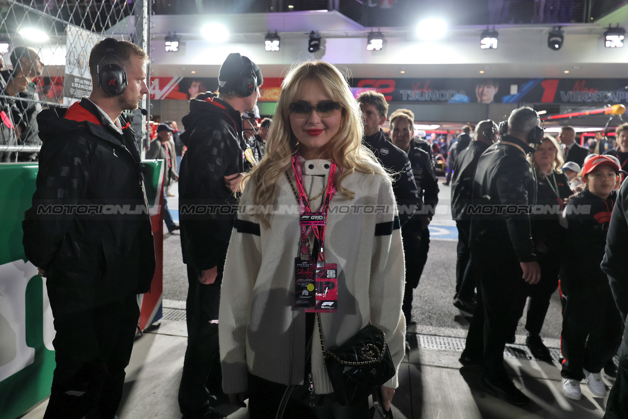 GP LAS VEGAS, VIP on the grid.
22.11.2025. Formula 1 World Championship, Rd 22, Las Vegas Grand Prix, Las Vegas, Nevada, USA, Gara Day.
- www.xpbimages.com, EMail: requests@xpbimages.com © Copyright: Moy / XPB Images