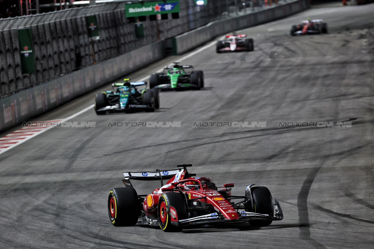 GP LAS VEGAS, Charles Leclerc (MON) Ferrari SF-25.

22.11.2025. Formula 1 World Championship, Rd 22, Las Vegas Grand Prix, Las Vegas, Nevada, USA, Gara Day.

- www.xpbimages.com, EMail: requests@xpbimages.com © Copyright: Batchelor / XPB Images