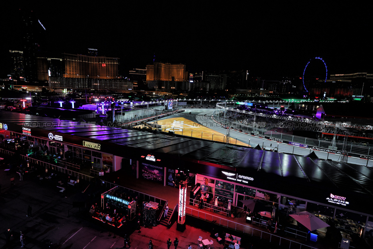 GP LAS VEGAS, Franco Colapinto (ARG) Alpine F1 Team A525.

21.11.2025. Formula 1 World Championship, Rd 22, Las Vegas Grand Prix, Las Vegas, Nevada, USA, Qualifiche Day.

- www.xpbimages.com, EMail: requests@xpbimages.com © Copyright: Moy / XPB Images