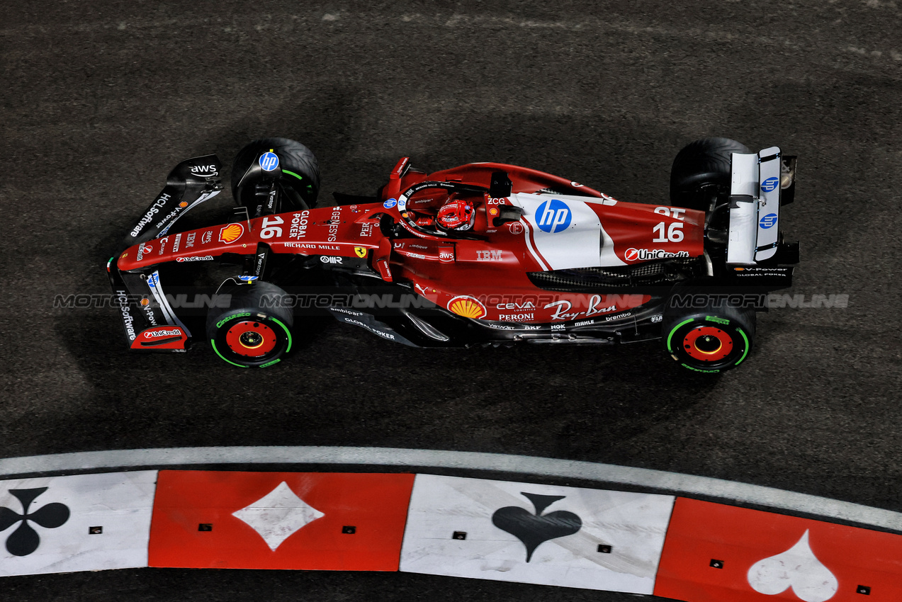 GP LAS VEGAS, Charles Leclerc (MON) Ferrari SF-25.
21.11.2025. Formula 1 World Championship, Rd 22, Las Vegas Grand Prix, Las Vegas, Nevada, USA, Qualifiche Day.
- www.xpbimages.com, EMail: requests@xpbimages.com © Copyright: Moy / XPB Images
