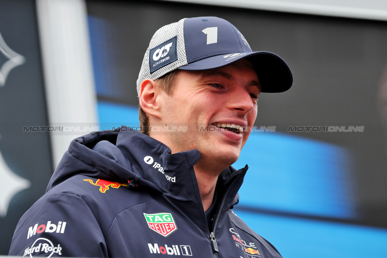 GP LAS VEGAS, Max Verstappen (NLD) Red Bull Racing.
21.11.2025. Formula 1 World Championship, Rd 22, Las Vegas Grand Prix, Las Vegas, Nevada, USA, Qualifiche Day.
- www.xpbimages.com, EMail: requests@xpbimages.com © Copyright: Moy / XPB Images