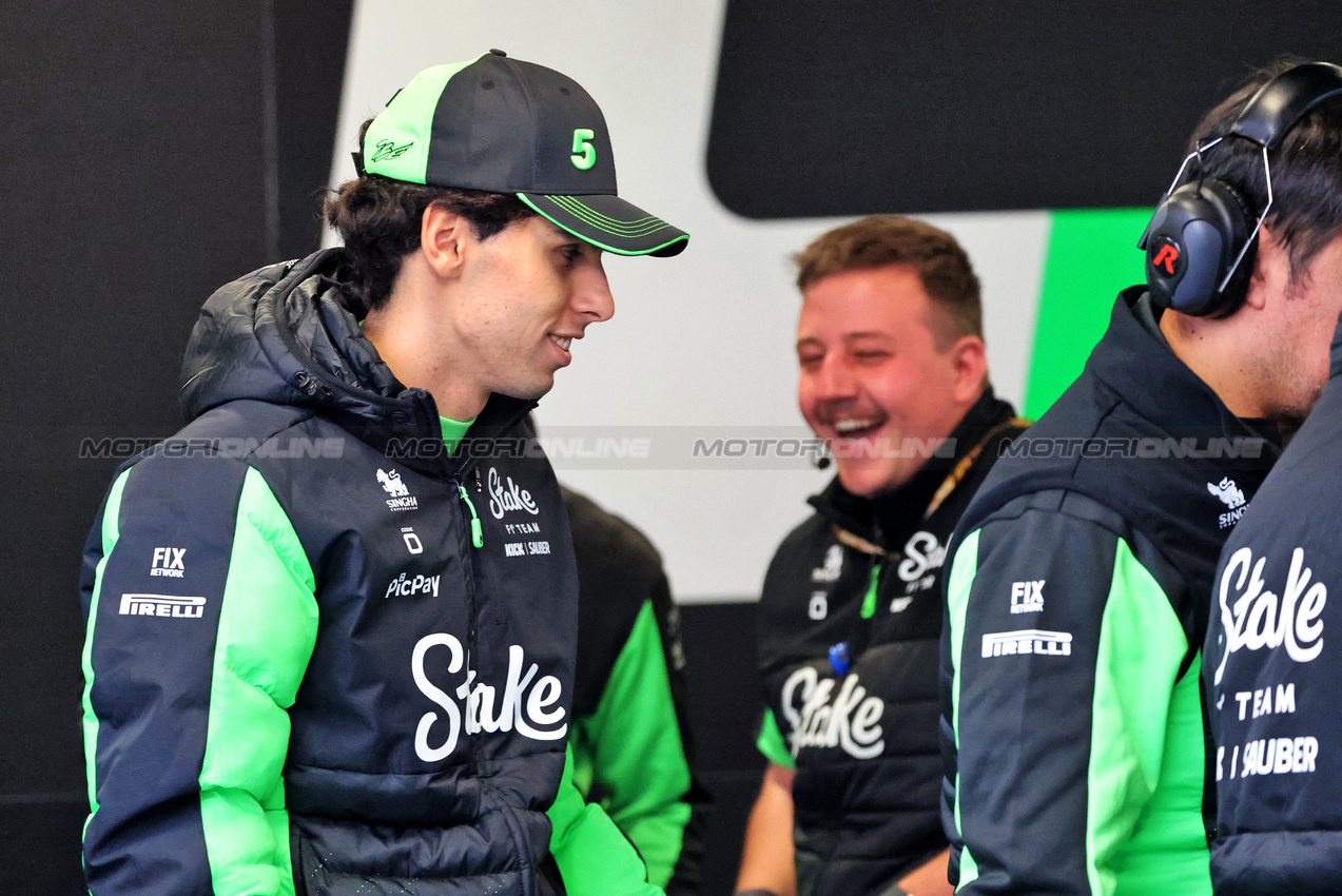 GP LAS VEGAS, Gabriel Bortoleto (BRA) Sauber.

21.11.2025. Formula 1 World Championship, Rd 22, Las Vegas Grand Prix, Las Vegas, Nevada, USA, Qualifiche Day.

- www.xpbimages.com, EMail: requests@xpbimages.com © Copyright: Batchelor / XPB Images