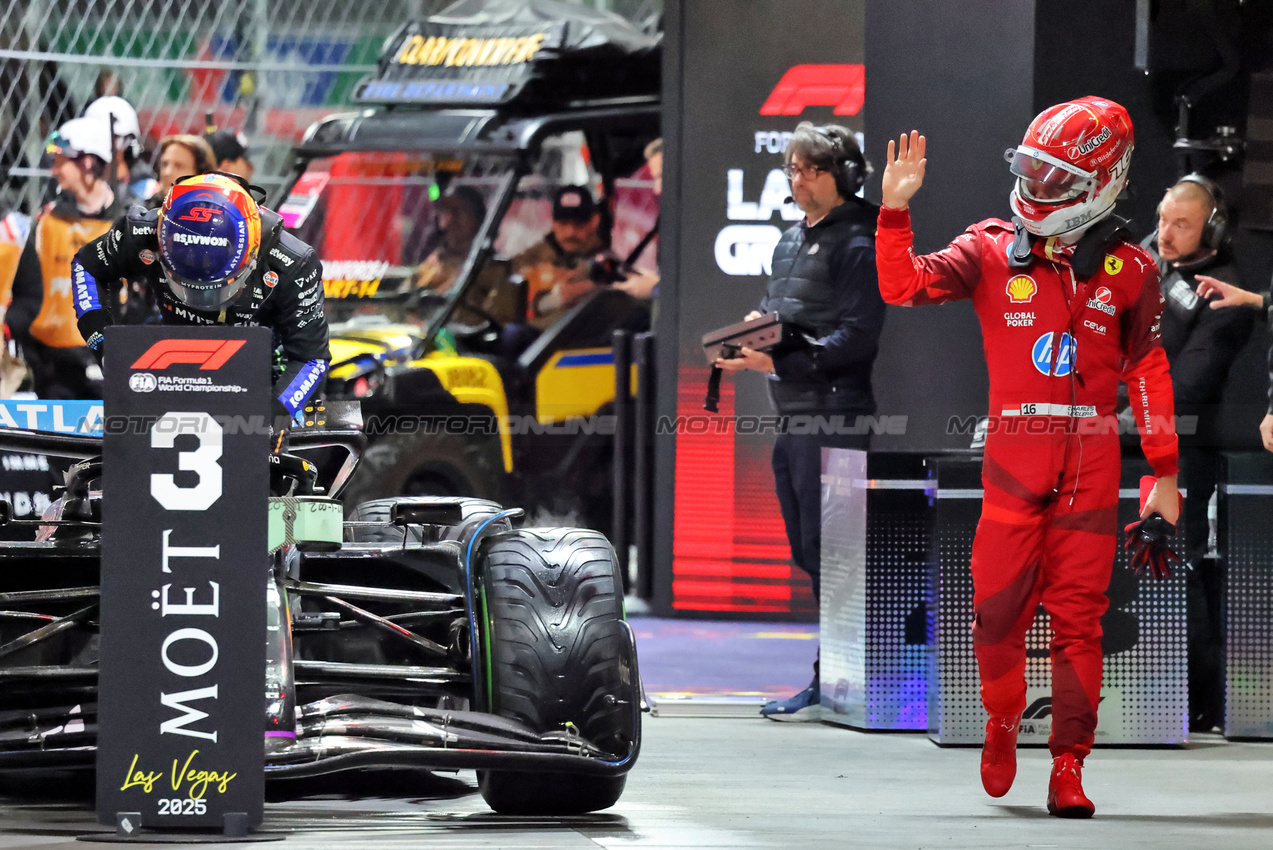 GP LAS VEGAS, Charles Leclerc (MON) Ferrari in qualifying parc ferme.

21.11.2025. Formula 1 World Championship, Rd 22, Las Vegas Grand Prix, Las Vegas, Nevada, USA, Qualifiche Day.

- www.xpbimages.com, EMail: requests@xpbimages.com © Copyright: Charniaux / XPB Images