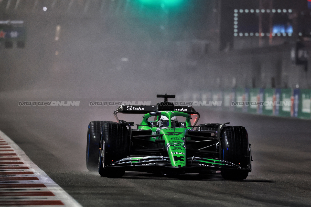 GP LAS VEGAS, Nico Hulkenberg (GER) Sauber C45.
21.11.2025. Formula 1 World Championship, Rd 22, Las Vegas Grand Prix, Las Vegas, Nevada, USA, Qualifiche Day.
- www.xpbimages.com, EMail: requests@xpbimages.com © Copyright: Moy / XPB Images